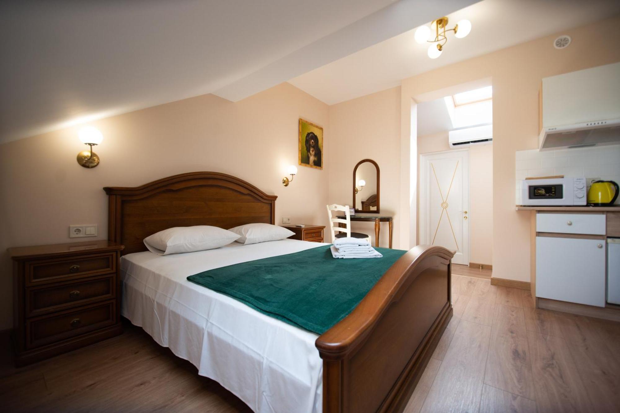 Apart Yaroslava Osmomysla 9 Square - City Center 리비프 외부 사진