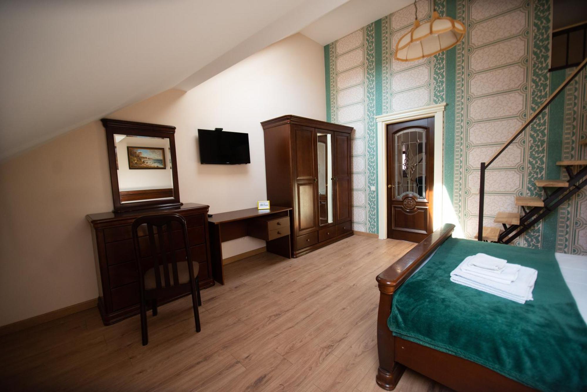 Apart Yaroslava Osmomysla 9 Square - City Center 리비프 외부 사진